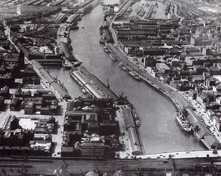 Glasgow Broomielaw aerial view